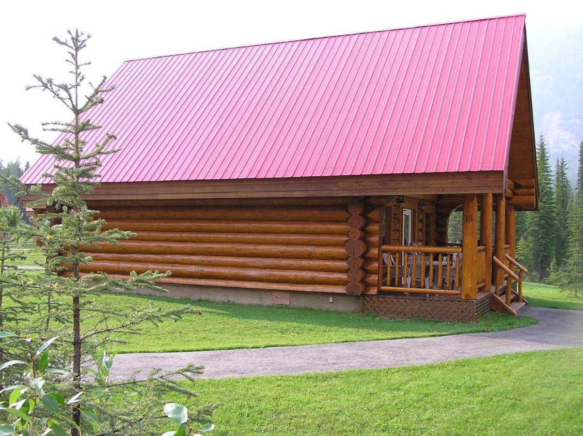 Yoho Chalets Villa Golden Esterno foto