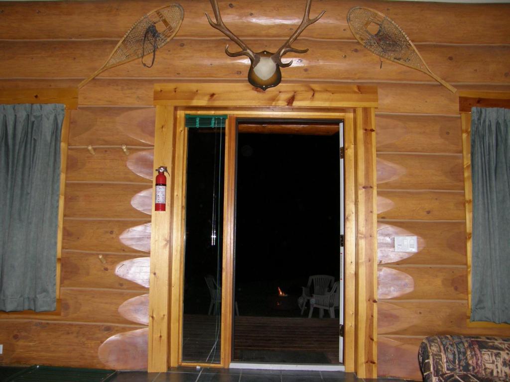 Yoho Chalets Villa Golden Camera foto