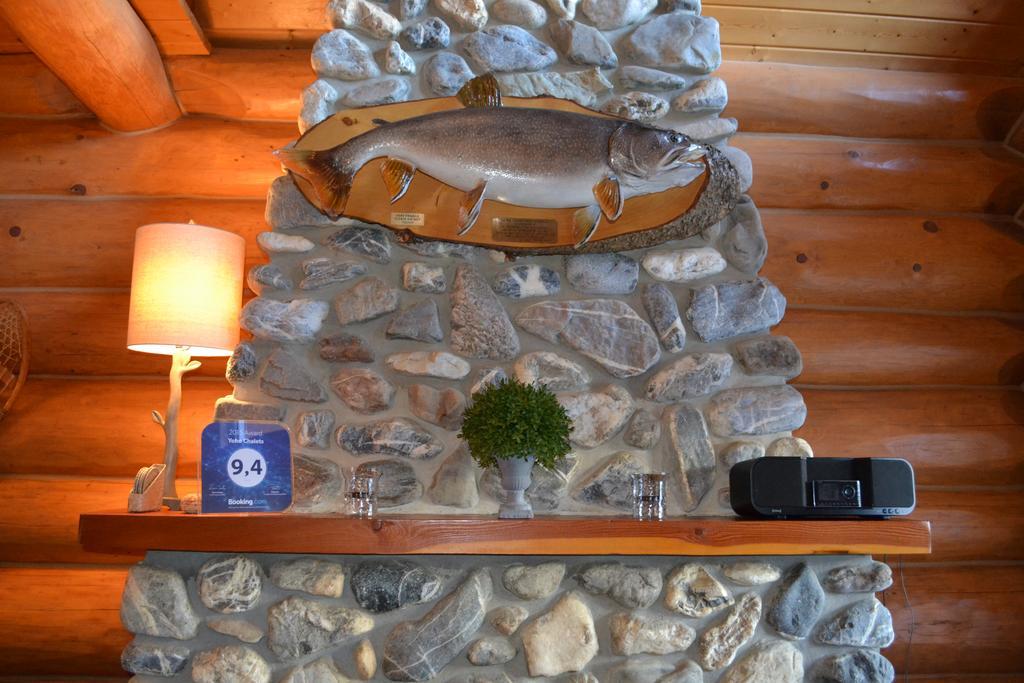 Yoho Chalets Villa Golden Esterno foto