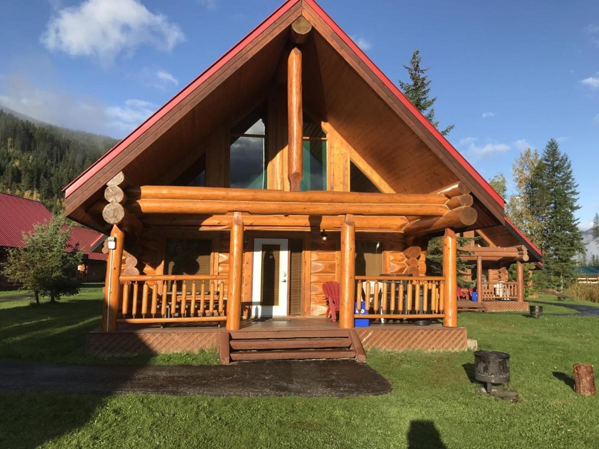 Yoho Chalets Villa Golden Esterno foto